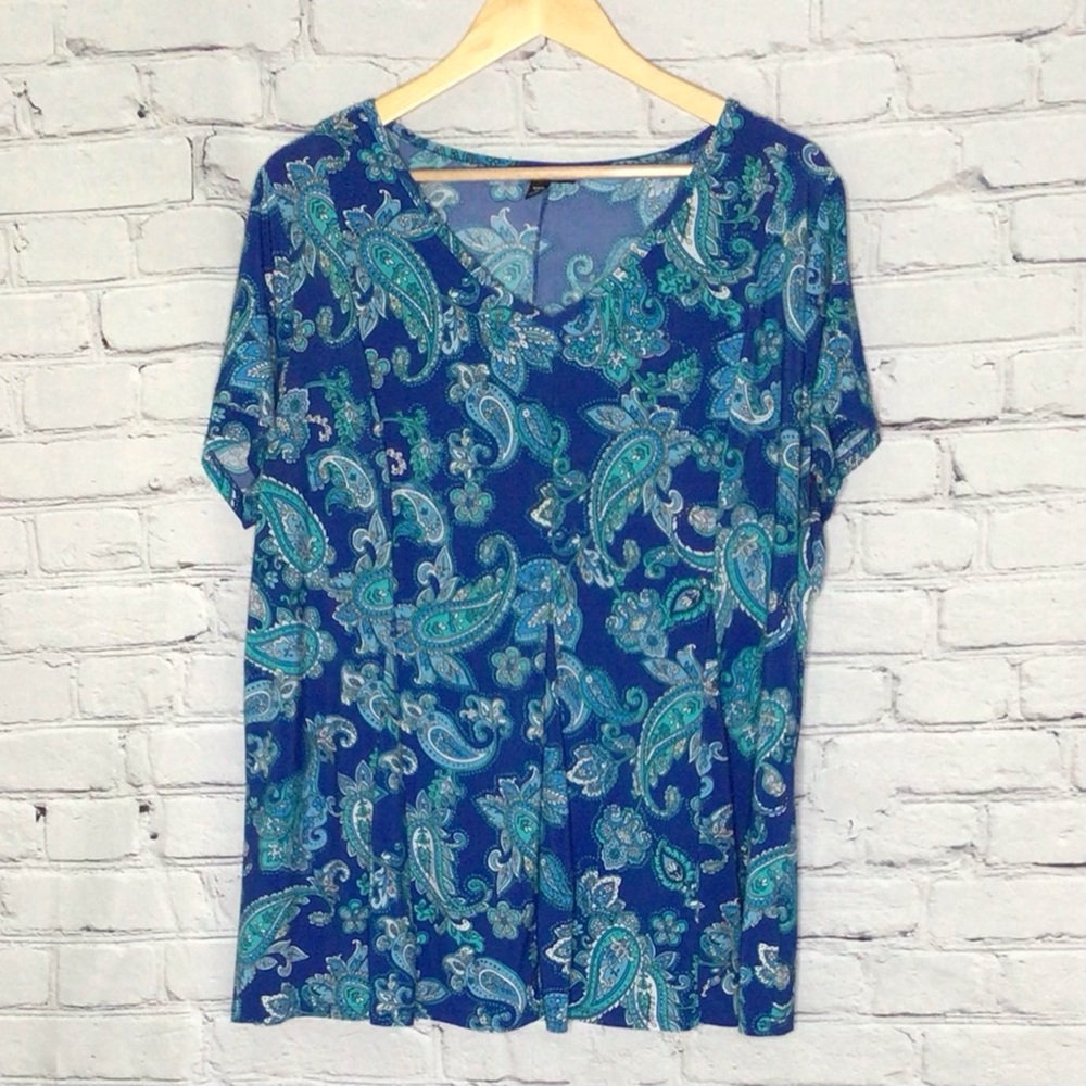 Roz & Ali Woman Blue Paisley Print V-Neck Short Sleeve Swing Top 2X